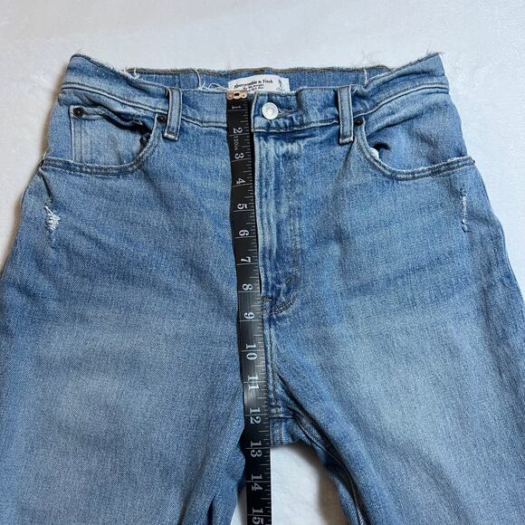 Abercrombie & Fitch The 90's Straight Ultra High Rise Jeans Size 28 Distressed - Picture 10 of 11